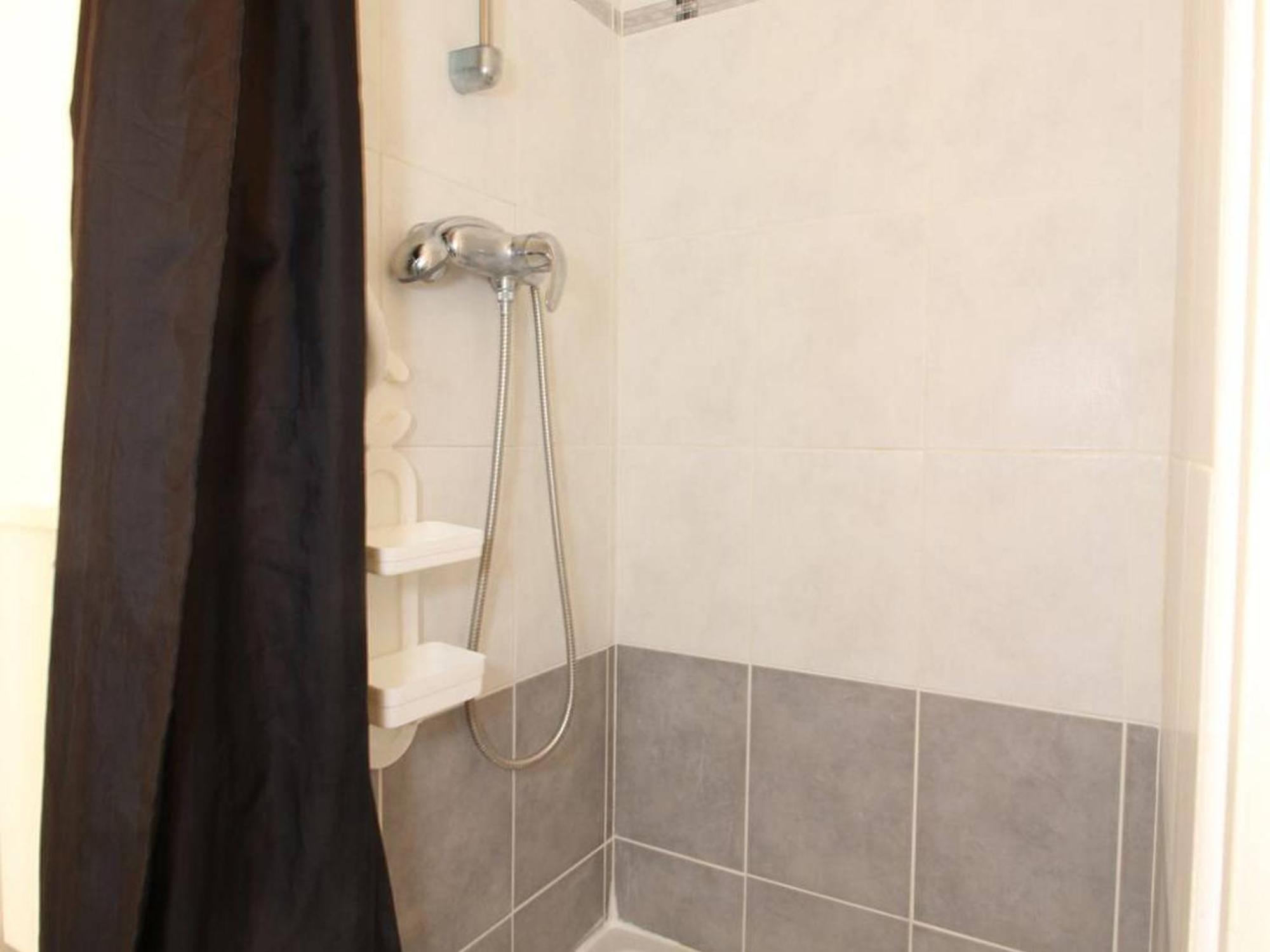 Appartement T2 Avec Terrasse, Proche Thermes, Garage Et Wifi - Balaruc-Les-Bains - Fr-1-553-182 Екстериор снимка